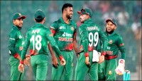 টাইগারদের বোলিং ঝড়ে আইরিশরা লন্ডভন্ড